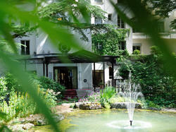  - Hotel