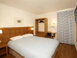  - Hotel