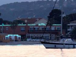  - Hotel